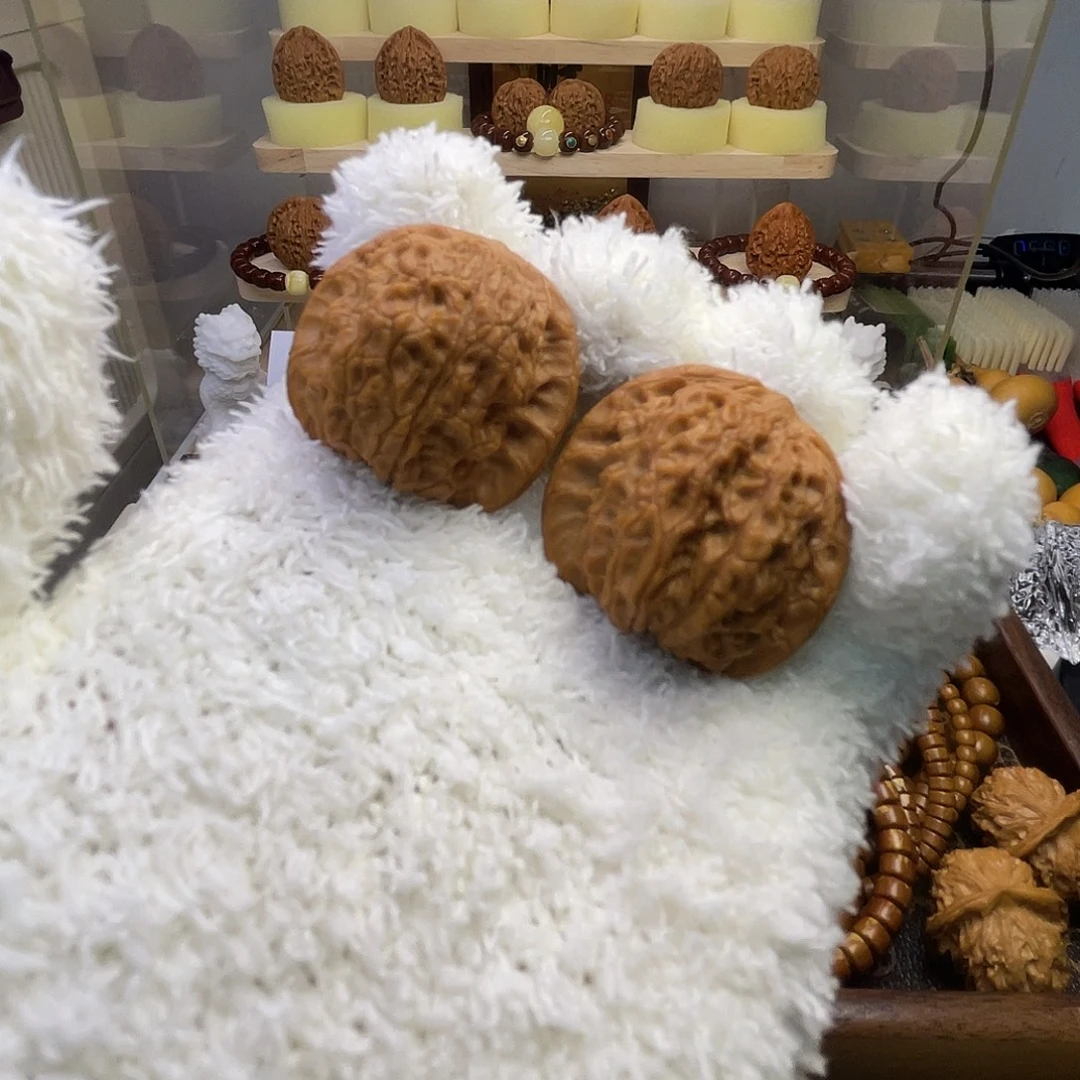 文玩核桃把件血麒麟36