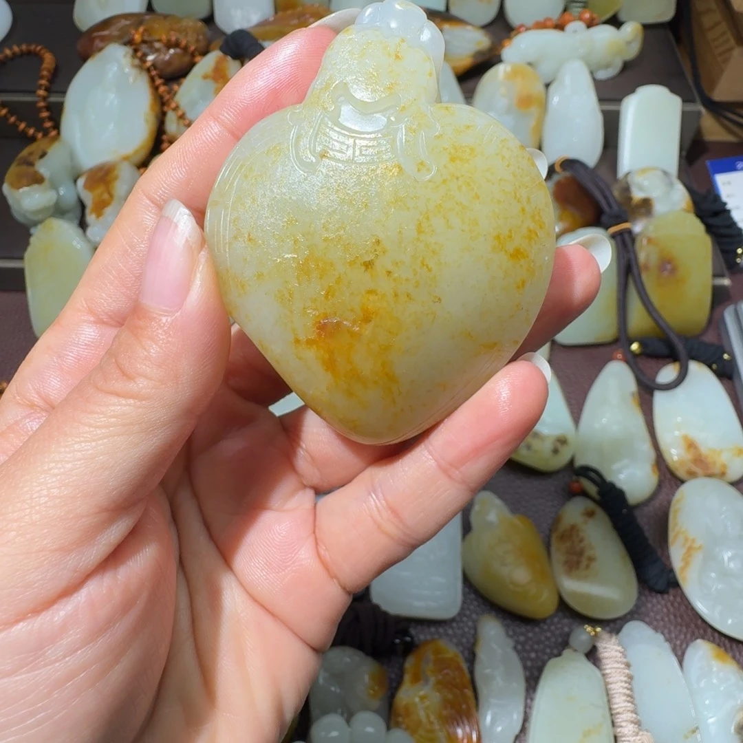 和田玉未镶嵌吊坠(不含链)