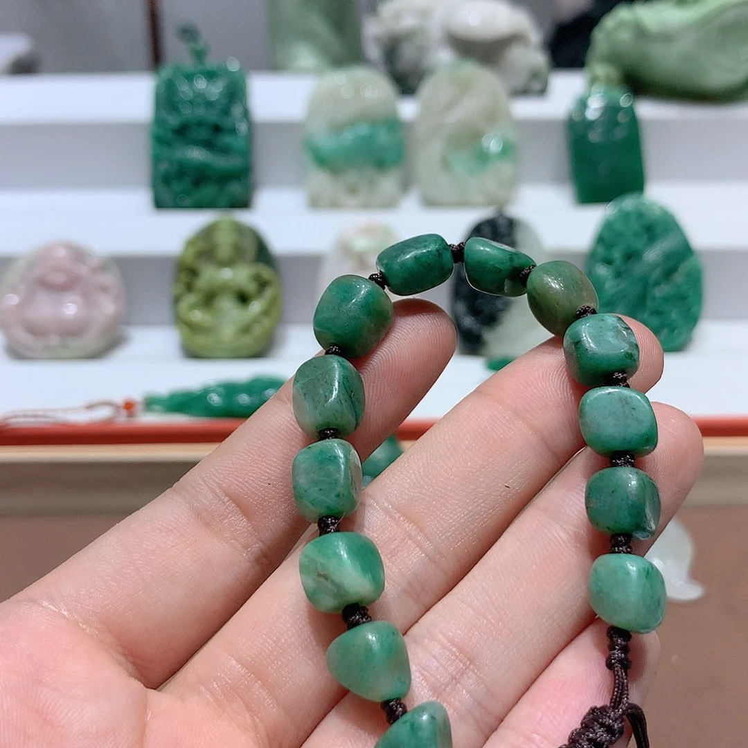 独山玉挂件未镶嵌