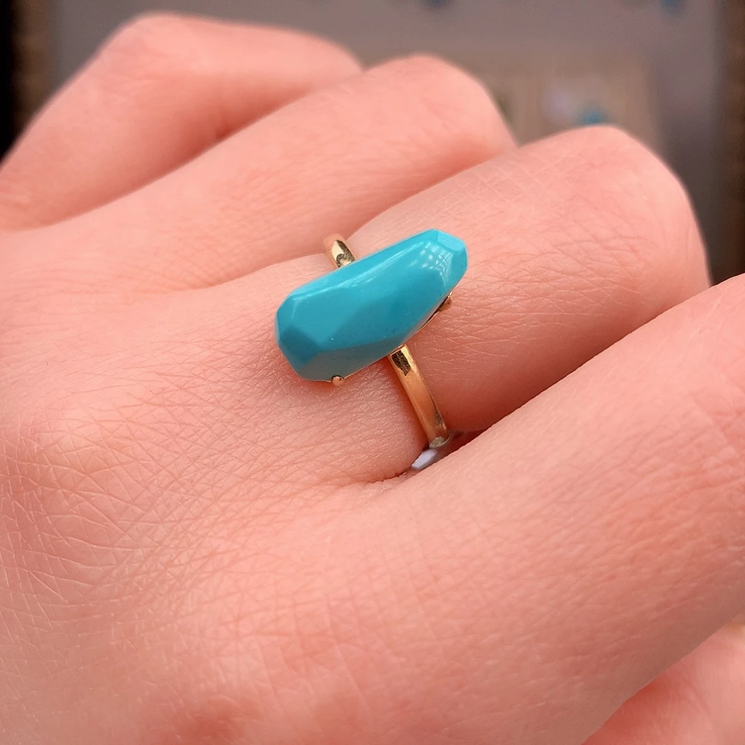 绿松石18K金镶嵌戒指