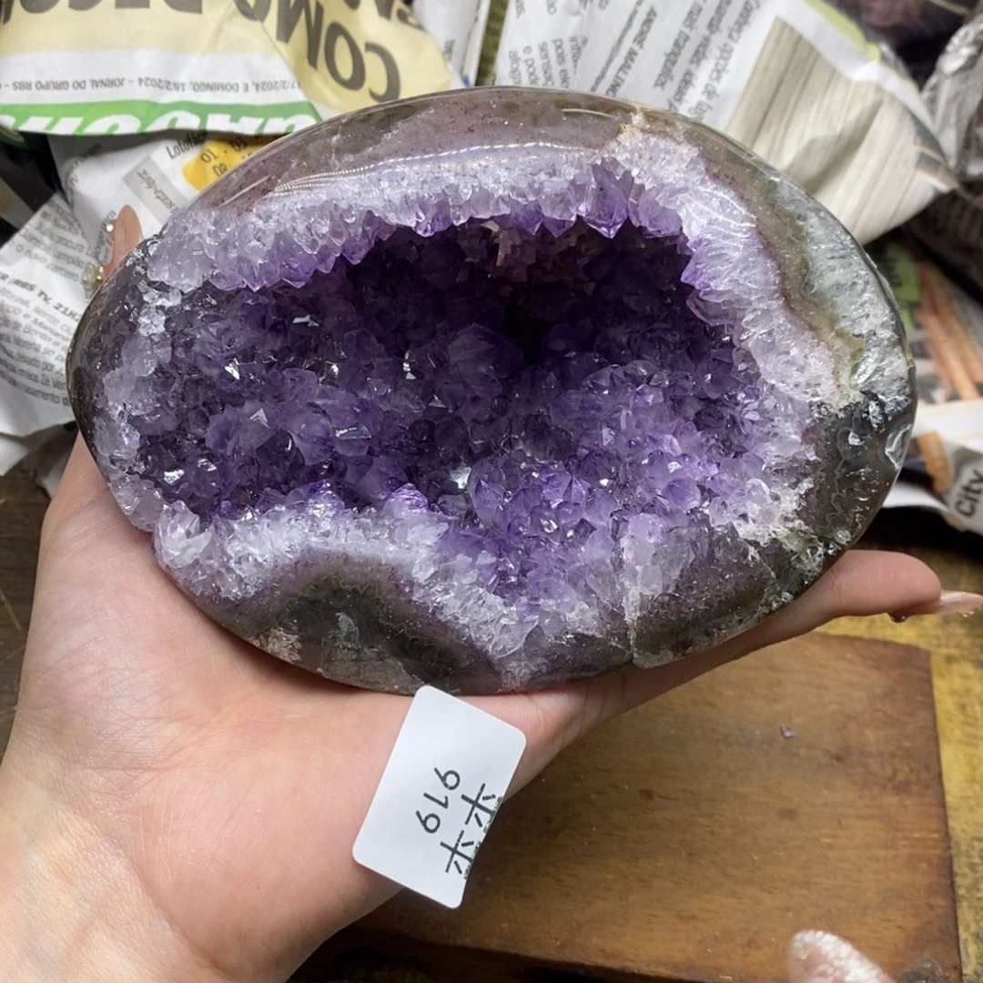 紫晶乌拉圭未镶嵌