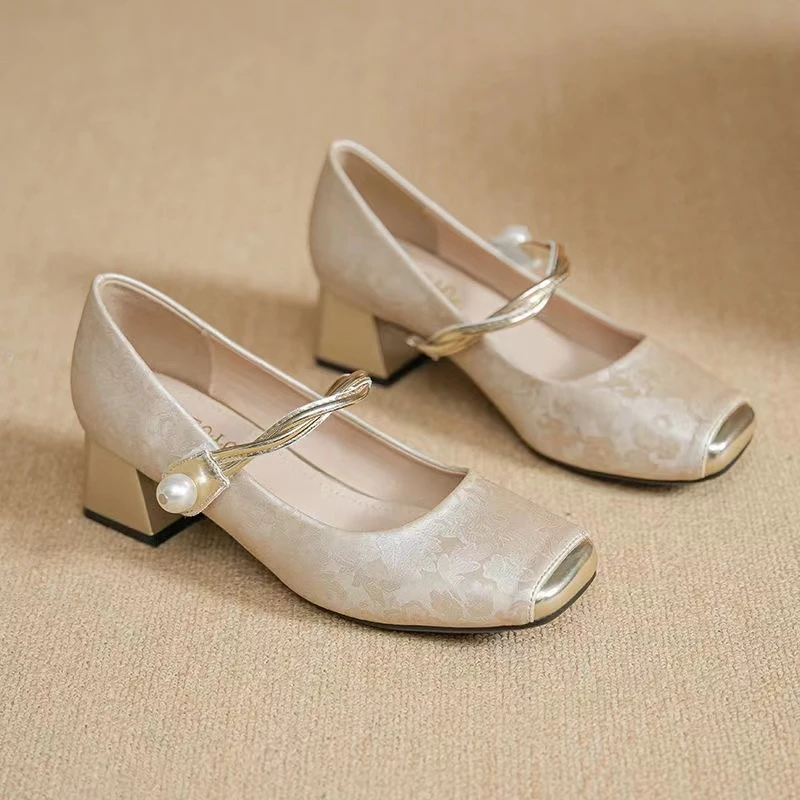 【翘颜品牌】春秋浅口透气时尚低跟软底气质百搭新中式单鞋332L