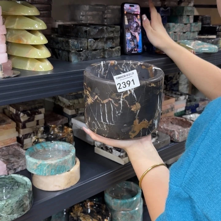 2391黑金花花瓶福利