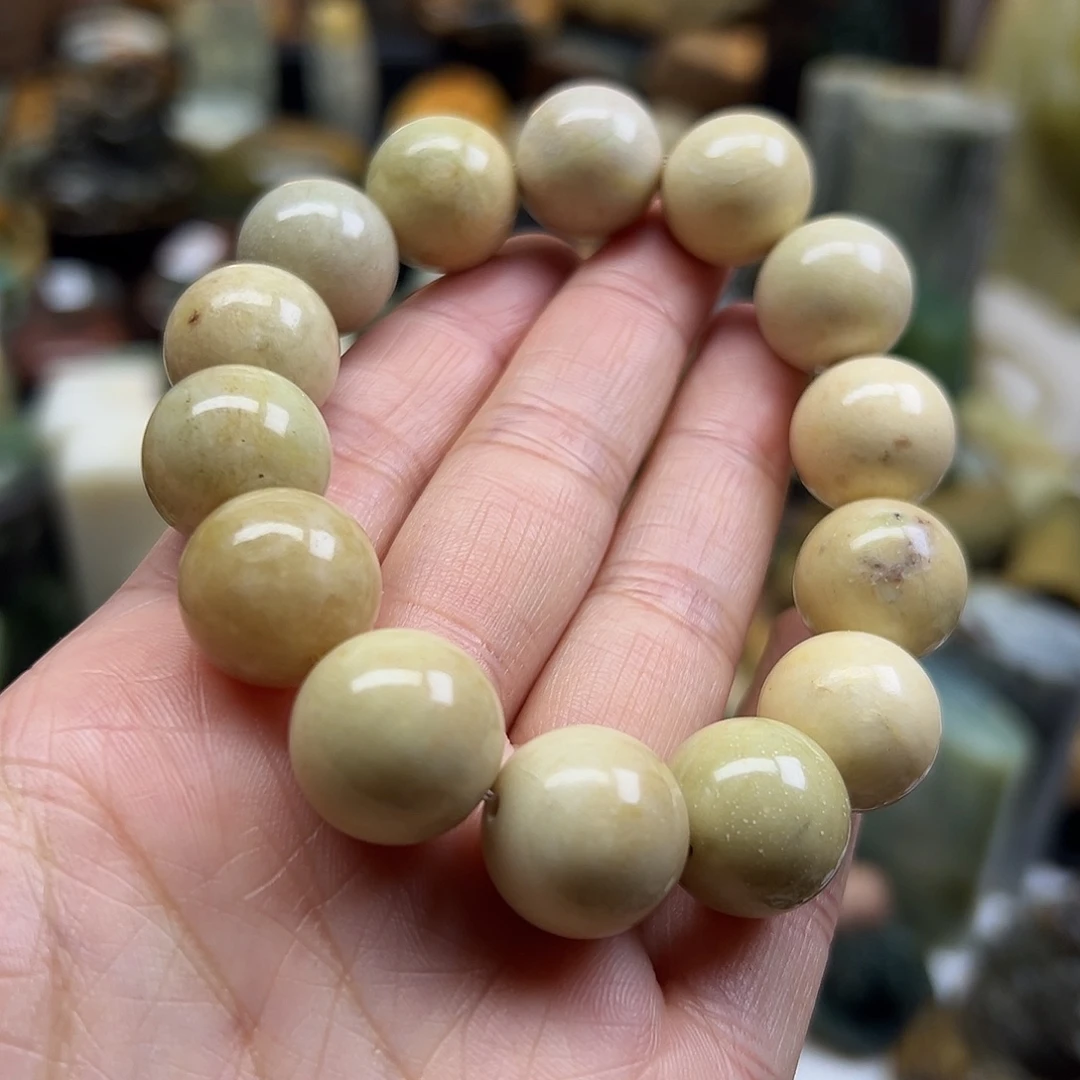 岫玉未镶嵌颈饰辽阳粉卡16无暇