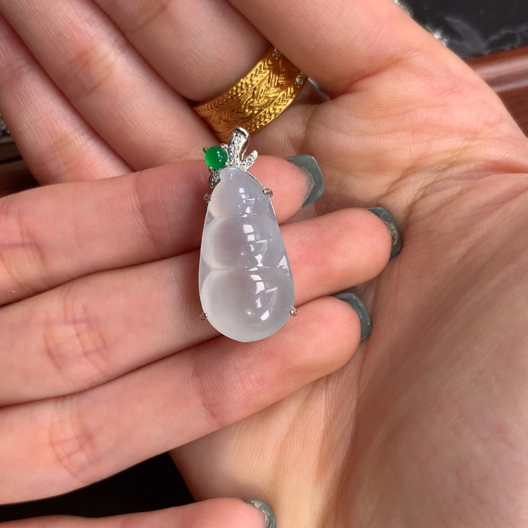 安***曦翡翠银S925镶嵌颈饰豆子