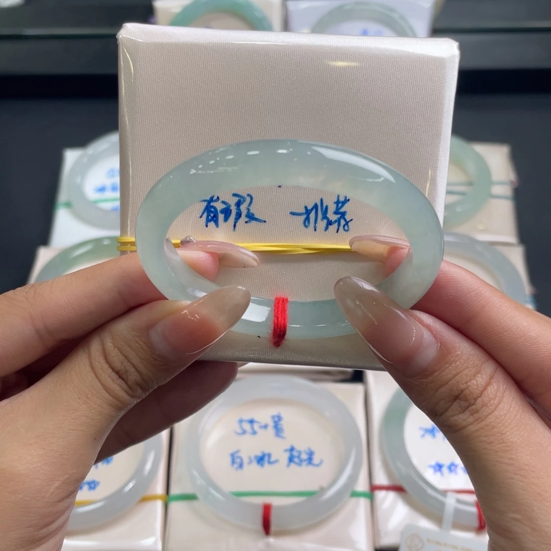 未镶嵌手镯翡翠1号