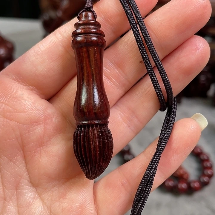 檀香紫檀（小叶紫檀）吊坠