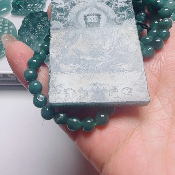 翡翠未镶嵌颈饰134568890