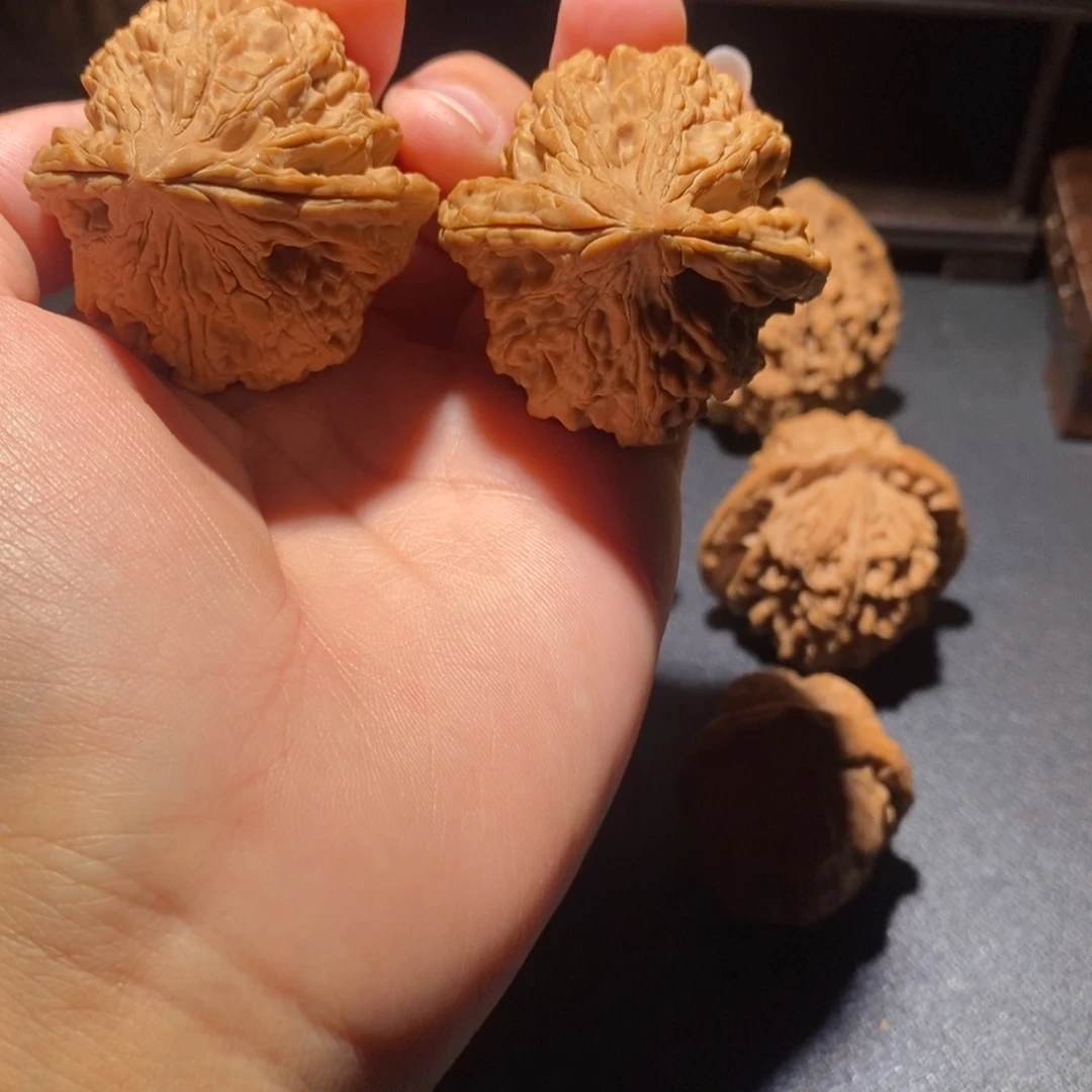 文玩核桃吊坠大沽石