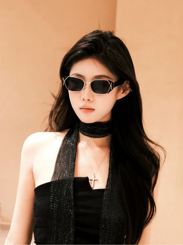 女款太阳镜复古老钱风猫眼墨镜2025新款高级感小框玳瑁色眼方圆脸