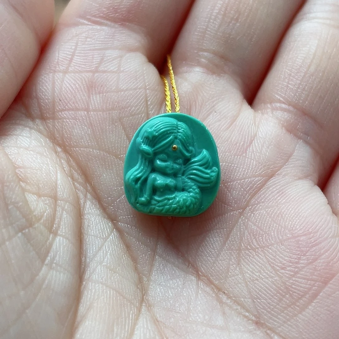 绿松石颈饰未镶嵌