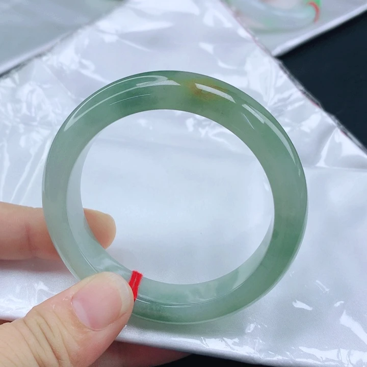 未镶嵌手镯翡翠53满绿翡翠手镯