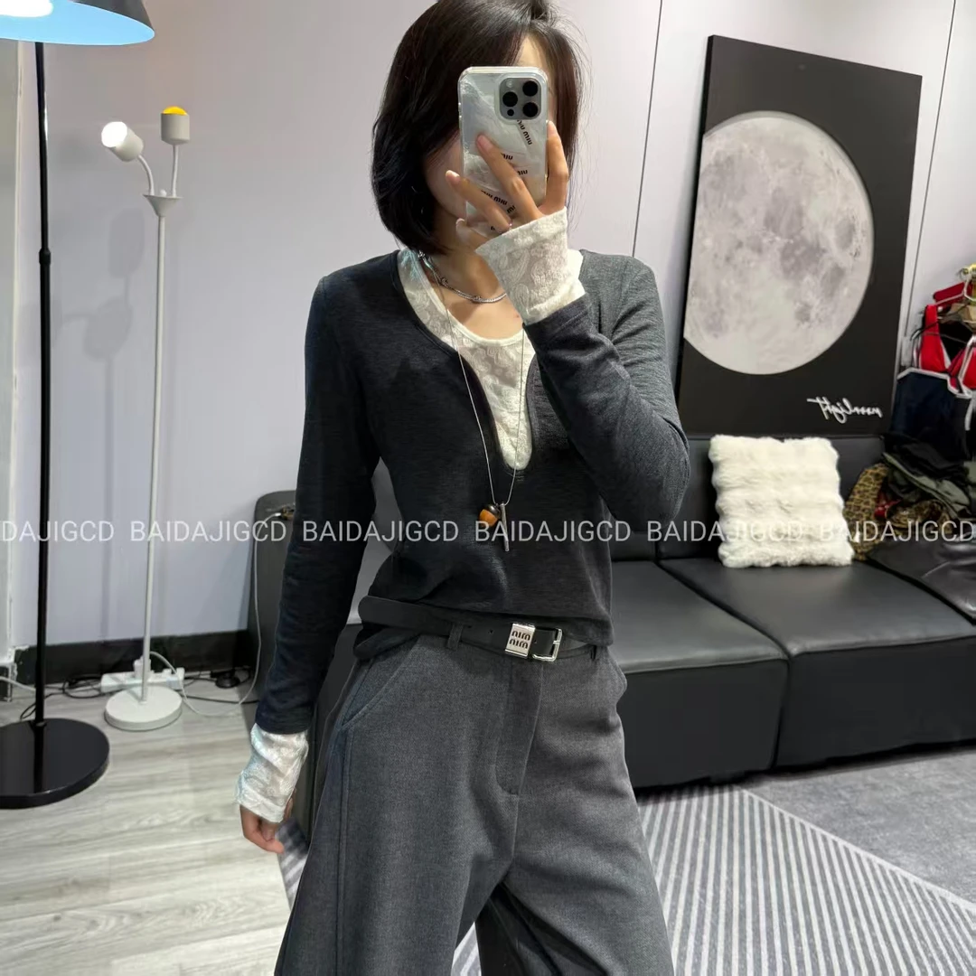 工厂店-（光鲜十足）秋季拼接半开领蕾丝边修身显瘦上衣（259086）