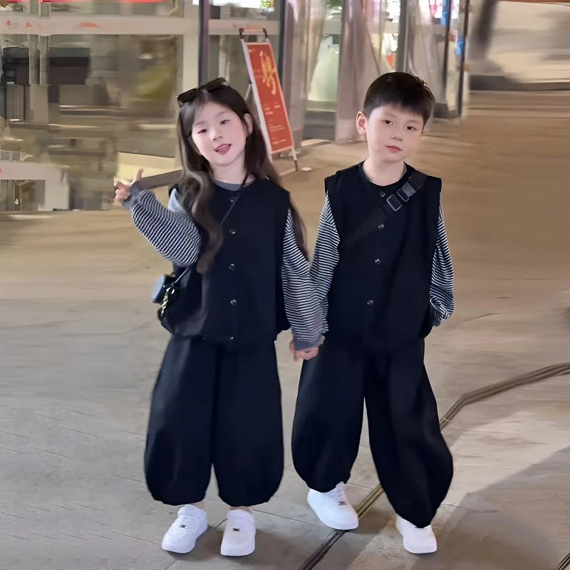 儿童套装新款2025兄妹装韩版洋气秋装马甲三件套姐弟装时髦炸街潮