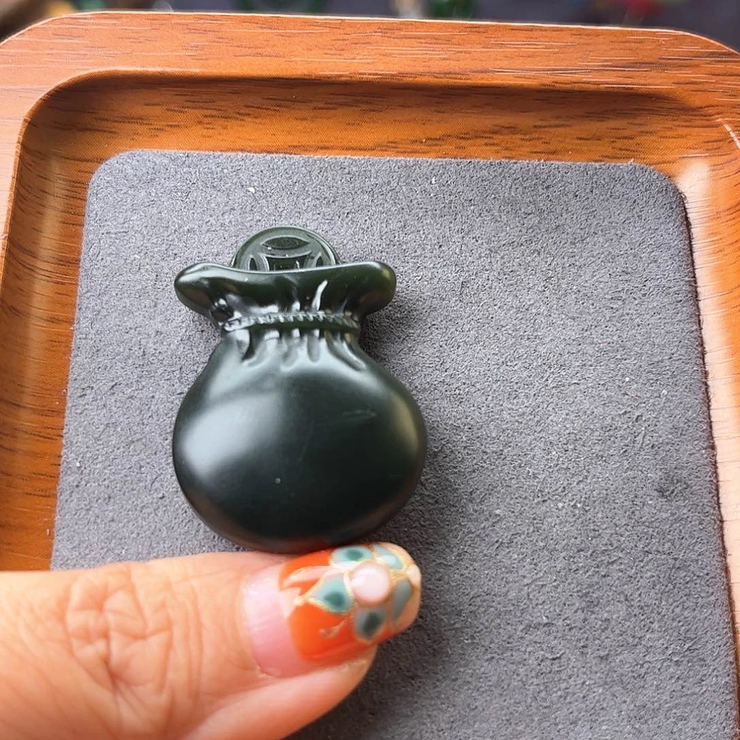 颈饰未镶嵌和田玉超*米