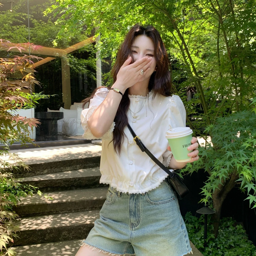 Berry 喜你而欢大庞定制 白色中袖花边衬衫女泡泡袖圆领短款上衣