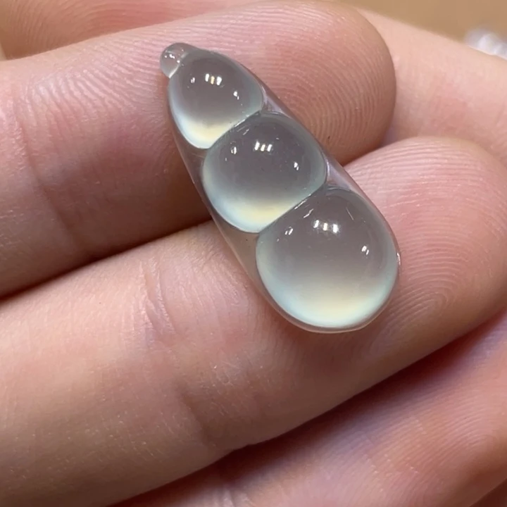 定制翡翠未镶嵌豆子