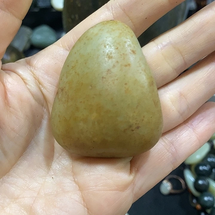 和田玉（糖玉）未镶嵌挂件