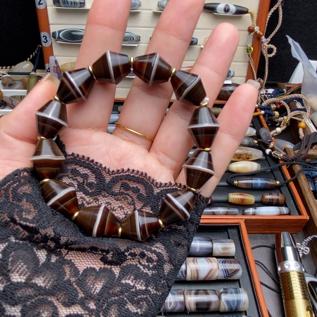 玛瑙/玉髓未镶嵌吊坠