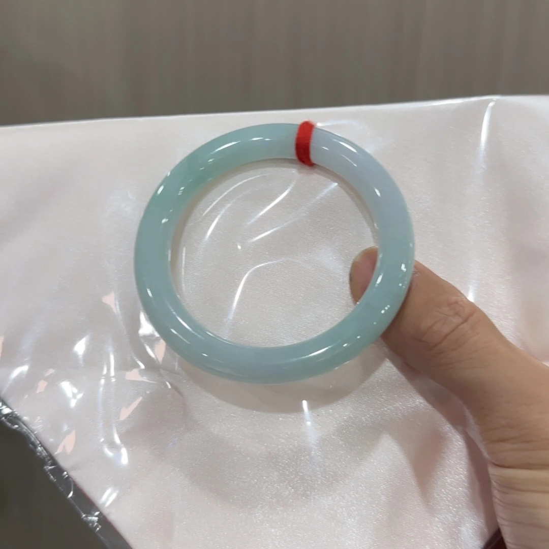 翡翠手镯未镶嵌54.5圈圆条