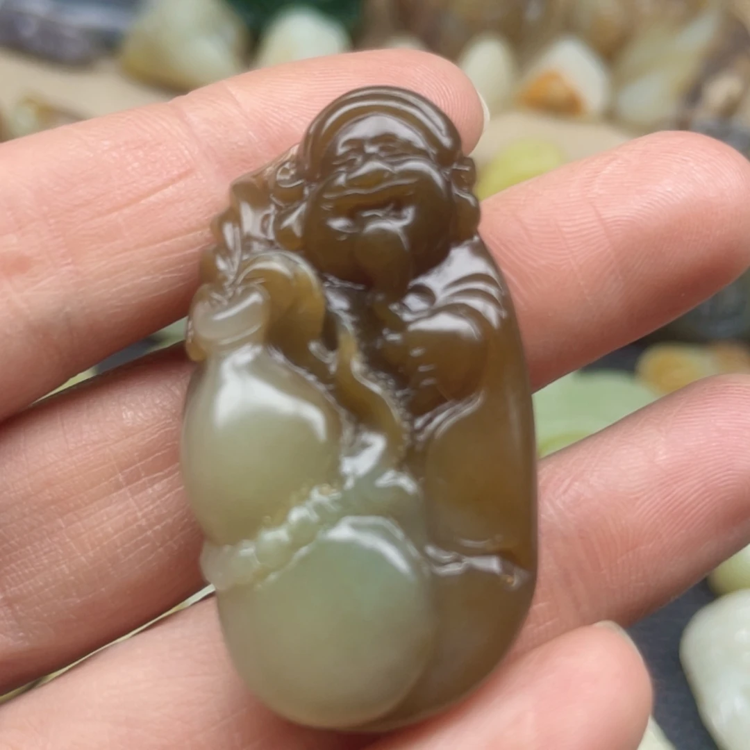 和田玉（糖玉）未镶嵌颈饰