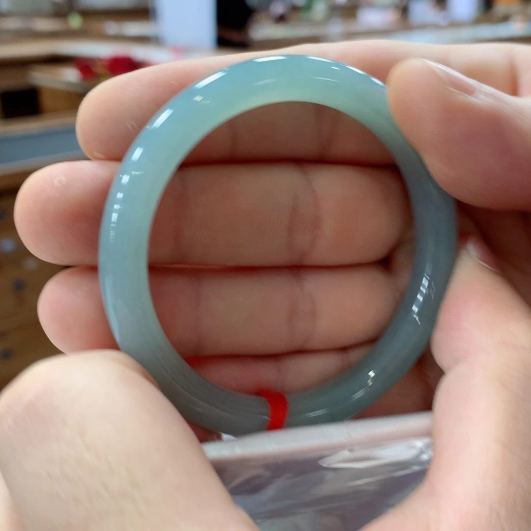 翡翠未镶嵌手镯翡翠