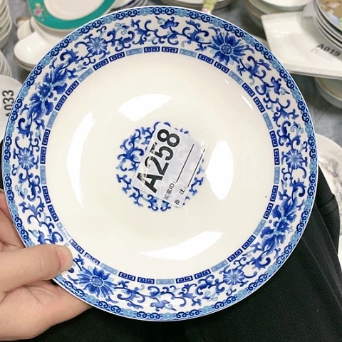 瓷258盘子4个………………