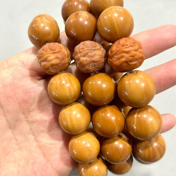 A259  龙岩猴头大光珠带 大圣雕刻珠单圈手串(多样性发其一)