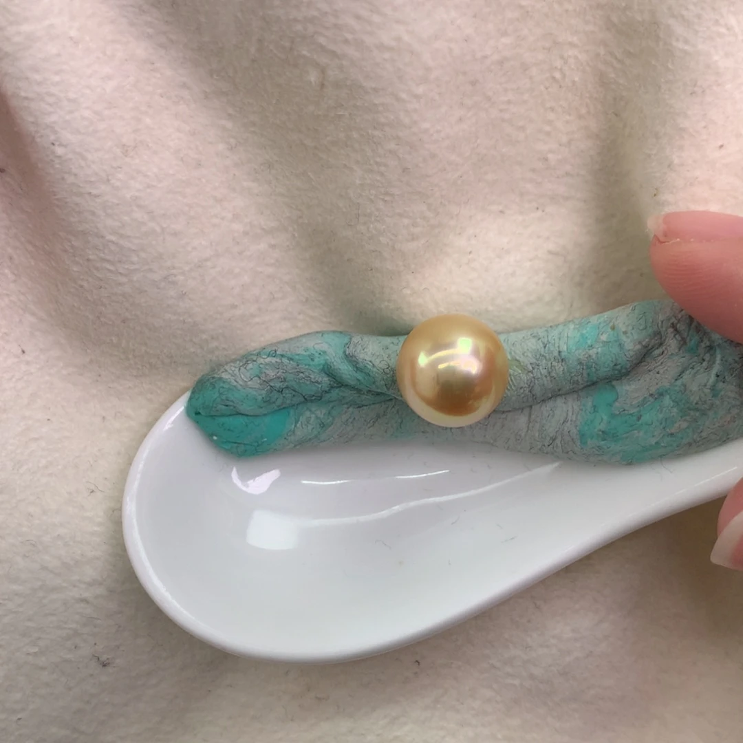 未镶嵌颈饰海水珍珠