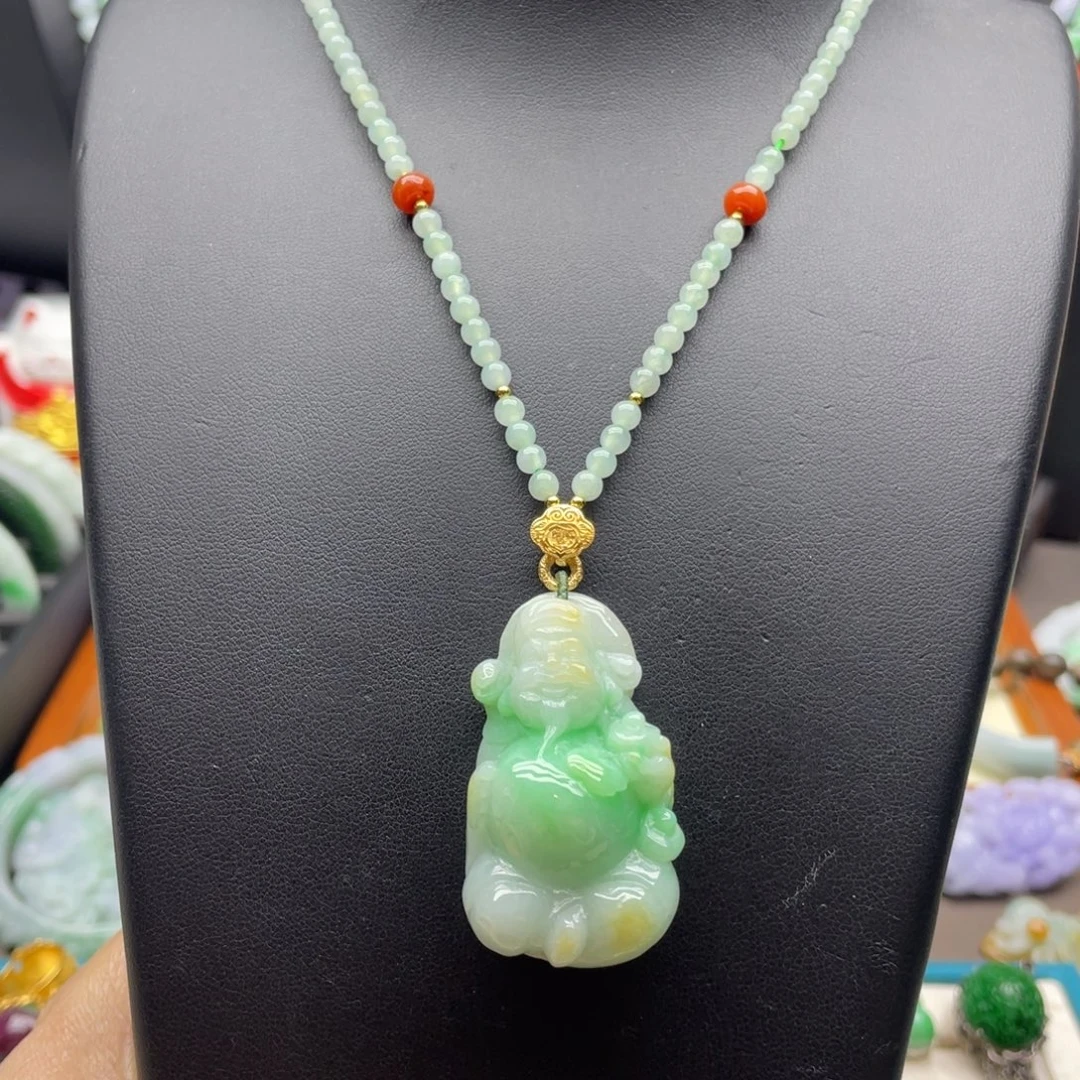 翡翠未镶嵌颈饰翡翠财神爷