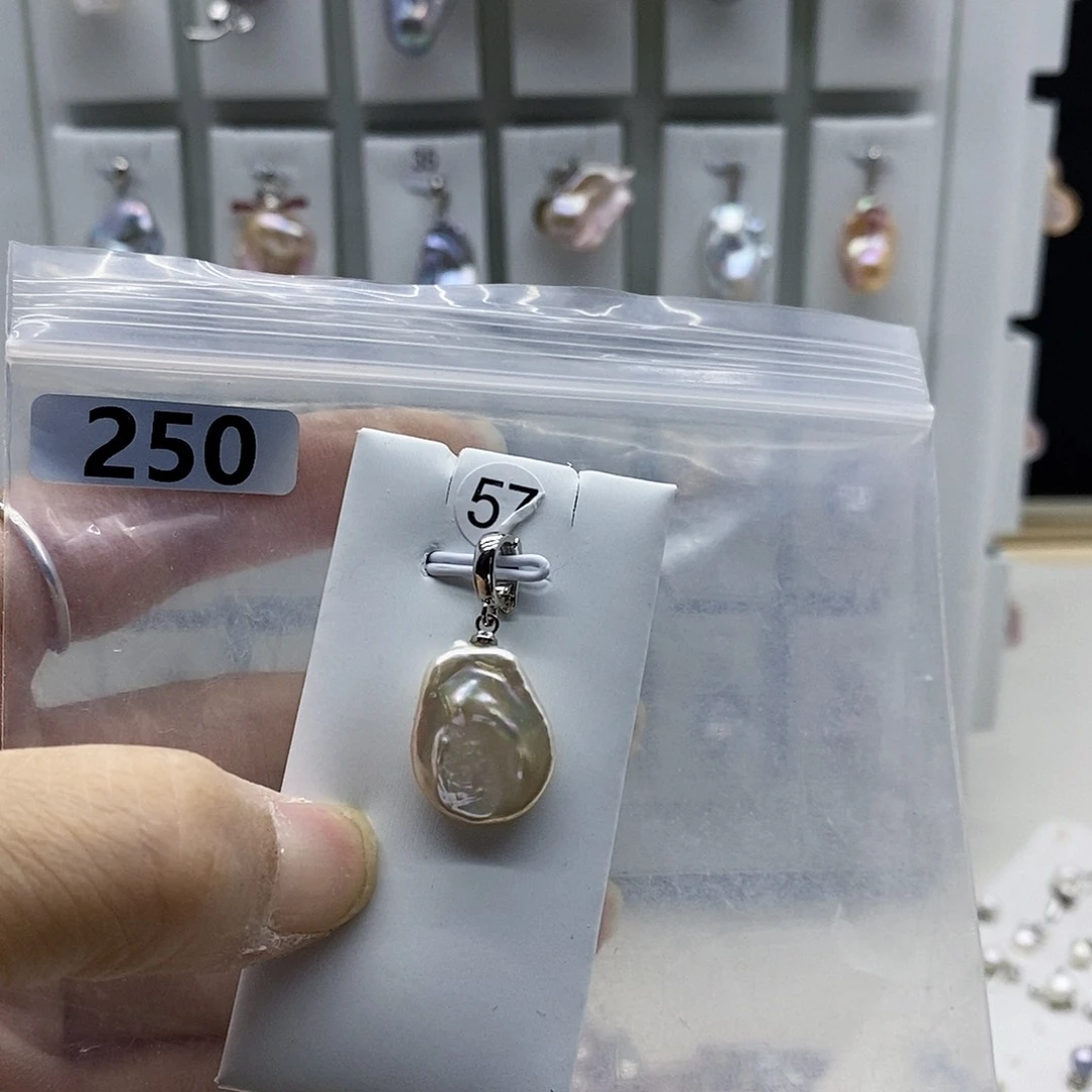 颈饰合金淡水珍珠