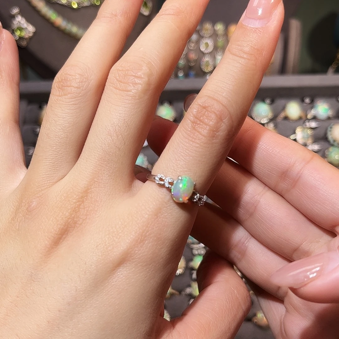 欧泊银S925镶嵌戒指）