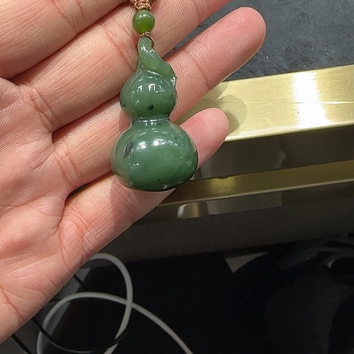 和田玉（碧玉）未镶嵌颈饰