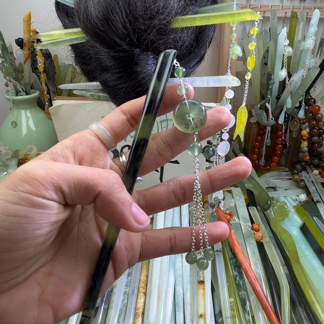 蛇纹石玉发饰合金