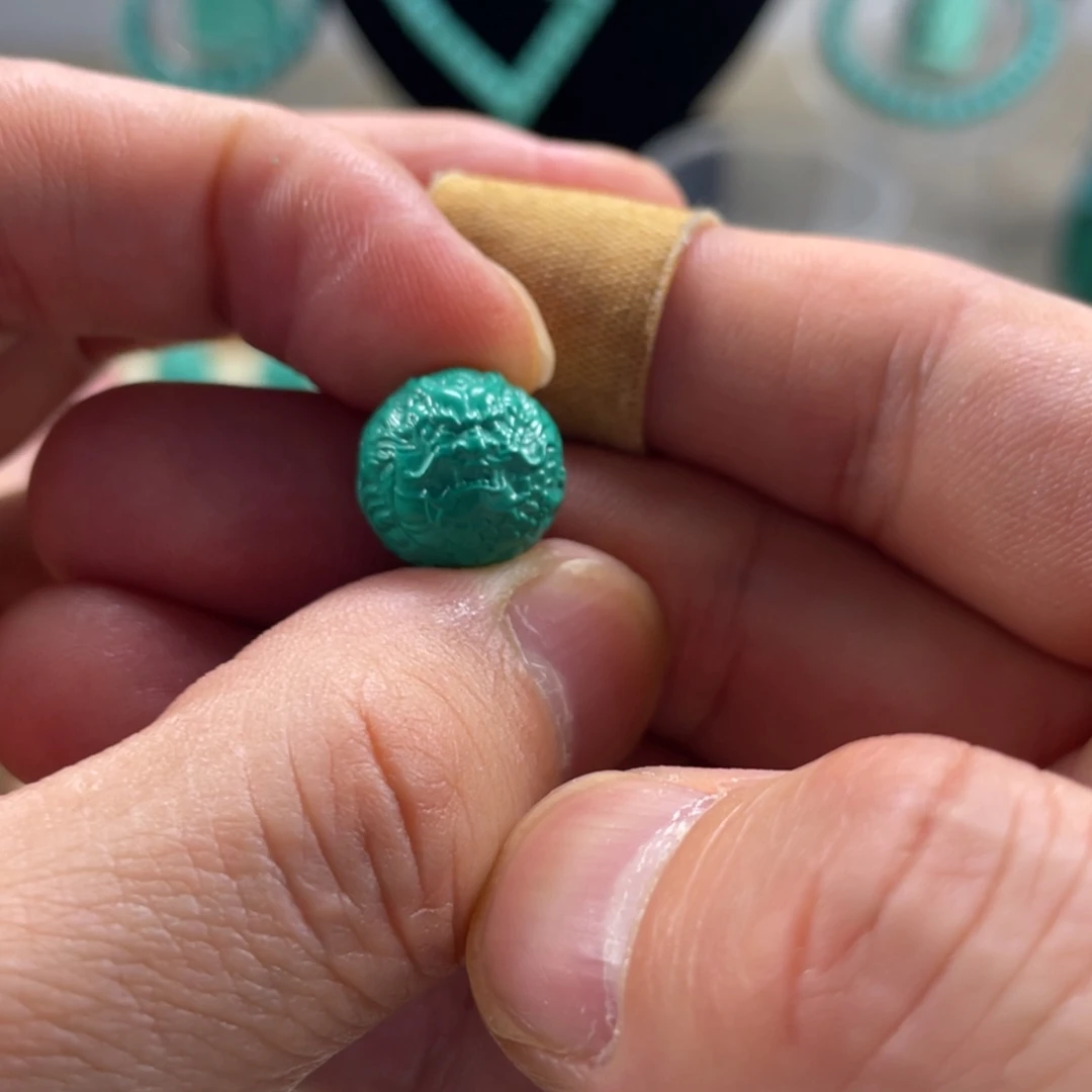 十堰手工雕刻配饰配珠，直径13