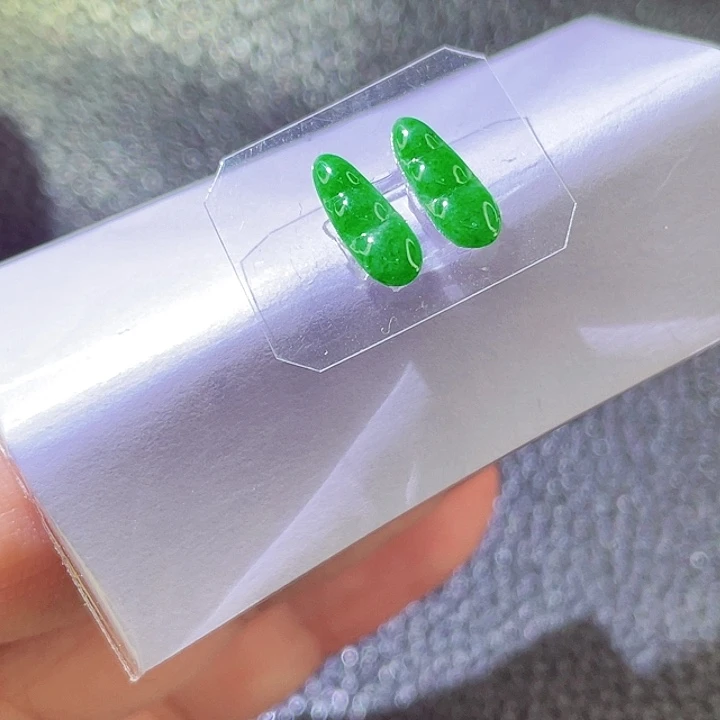 未镶嵌定制翡翠翡翠
