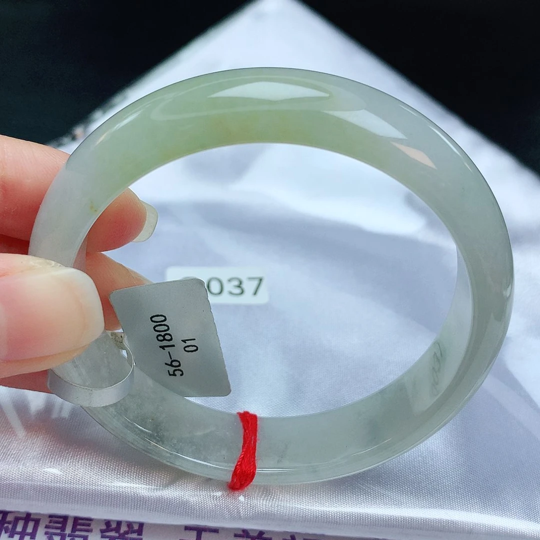 翡翠手镯未镶嵌缅甸天然A货翡翠手镯