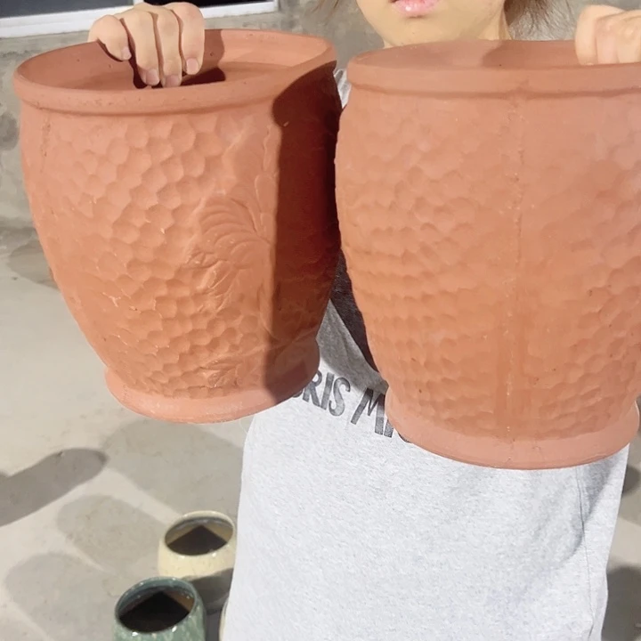 高度22厘米口19厘米