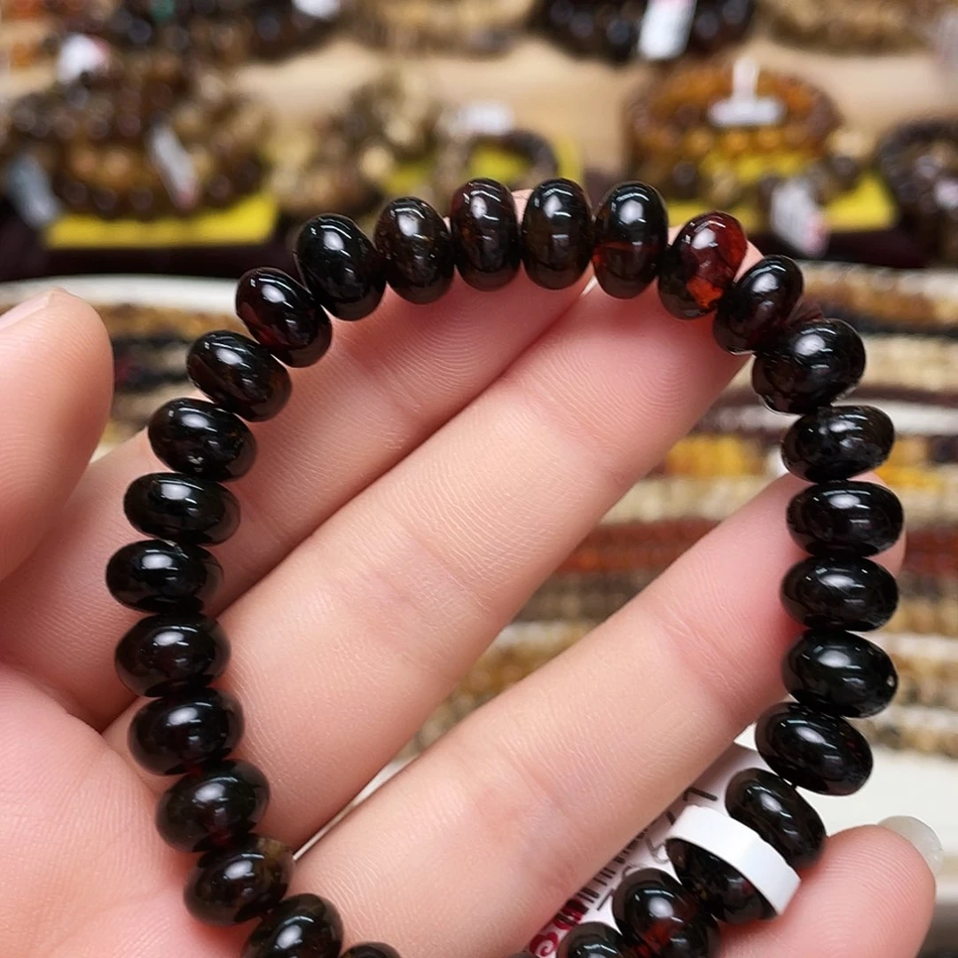 未镶嵌琥珀裸石九70641