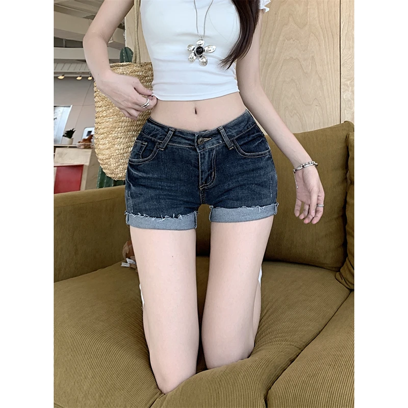 美式低腰辣妹丰胯牛仔超短裤女2025夏季新款修身显瘦包臀卷边热裤