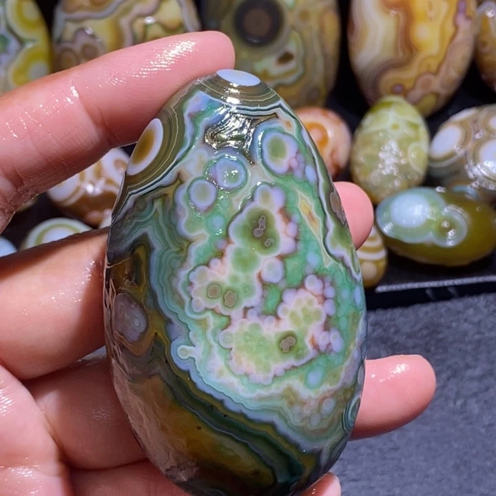 玛瑙/玉髓未镶嵌珠宝半成品86