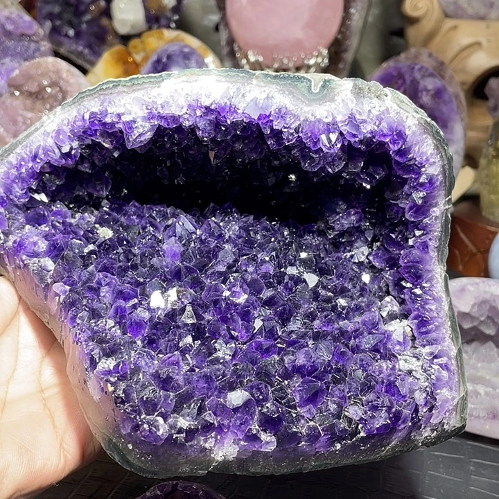 未镶嵌水晶珠宝半成品