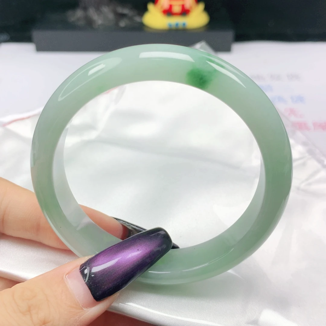 未镶嵌手镯翡翠翡翠56.7胶润飘绿花正圈
