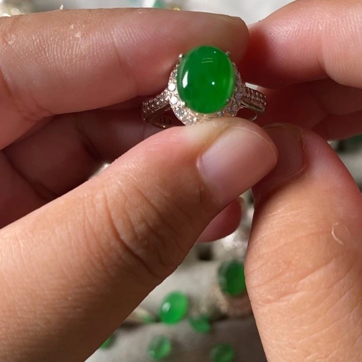 未镶嵌戒指翡翠翡翠冰种
