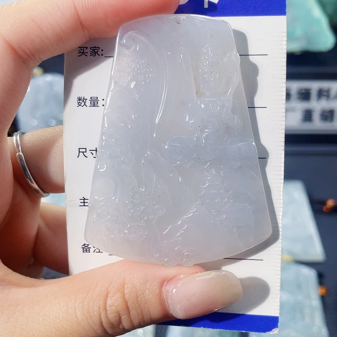 翡翠未镶嵌颈饰翡翠