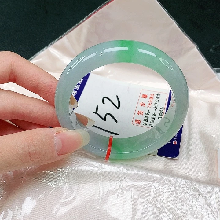 未镶嵌手镯翡翠翡翠手镯