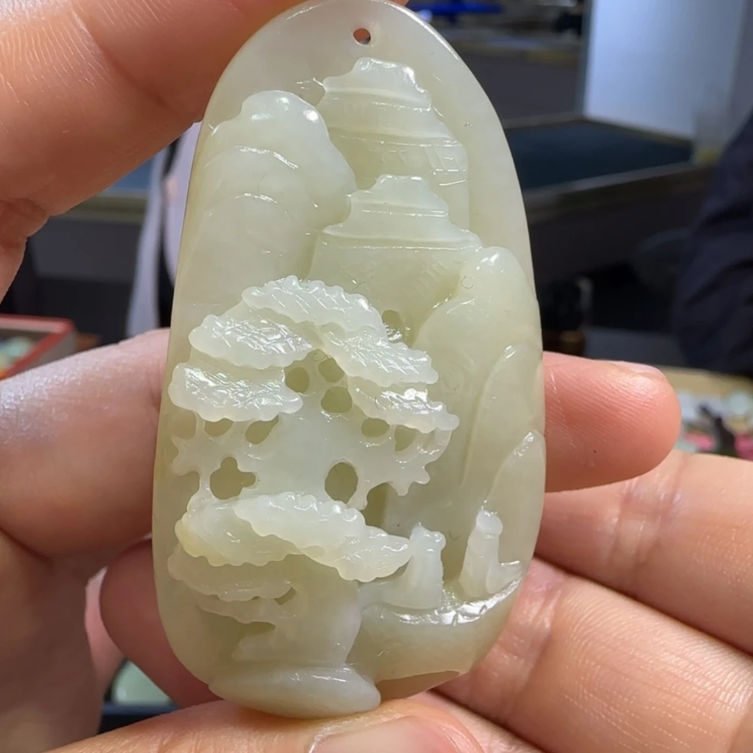 颈饰未镶嵌和田玉