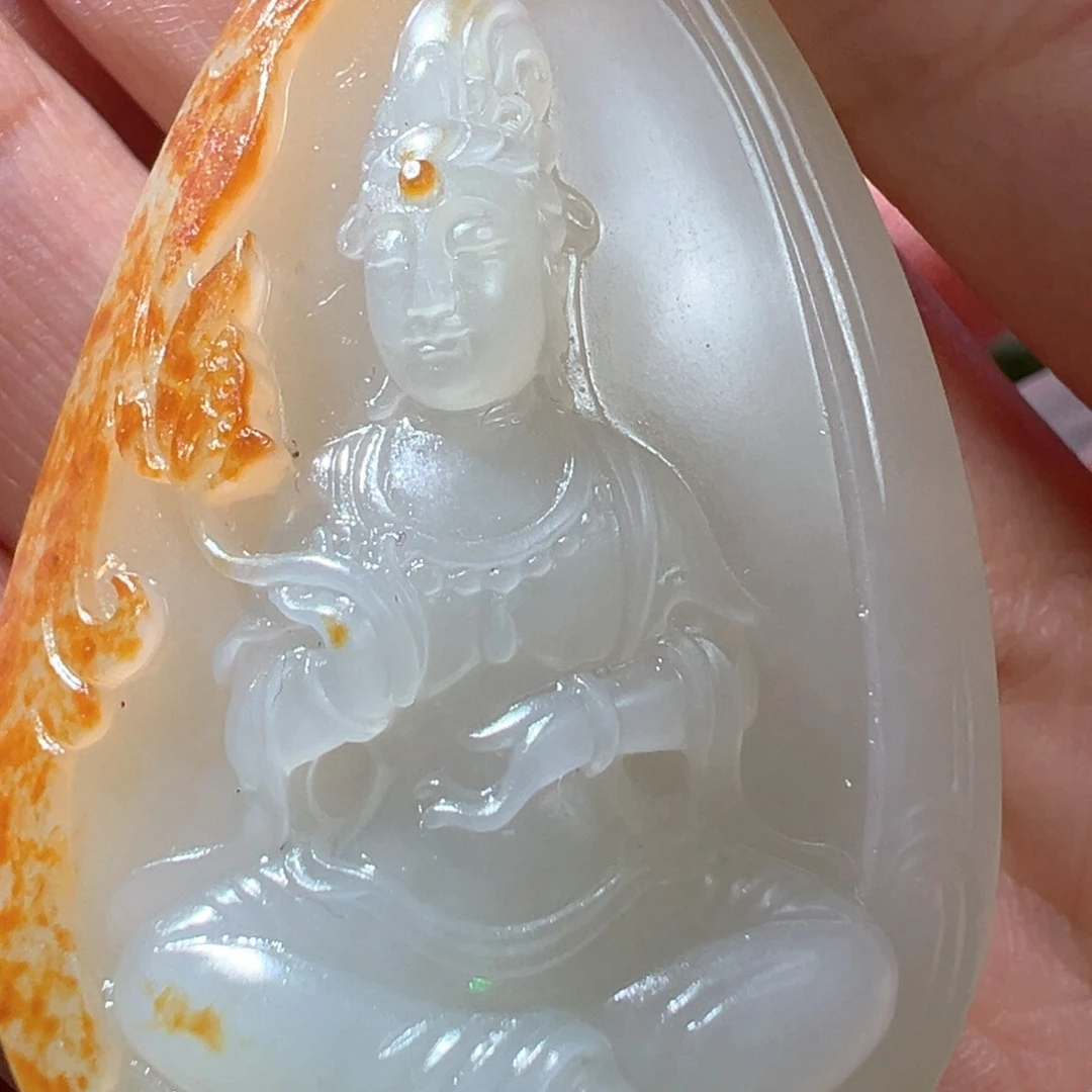 9***7和田玉未镶嵌颈饰