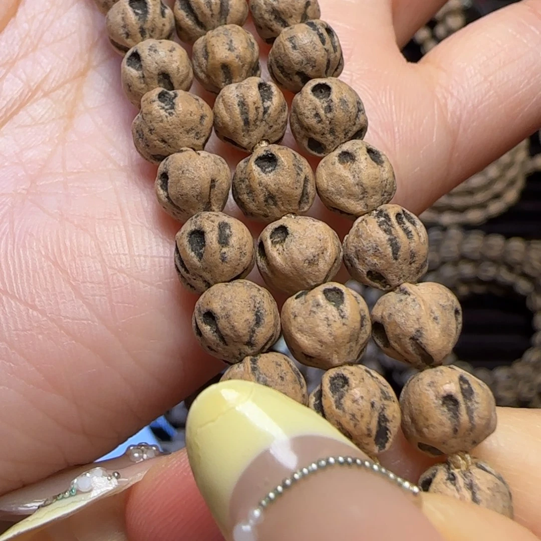 路***神柏香籽/百香籽吊坠