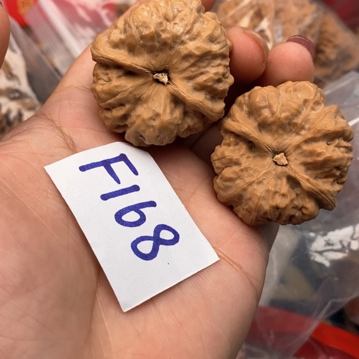 文玩核桃把件娃娃